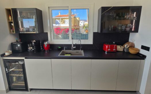 Chalet pareado con piscina privada en Montaña La Data