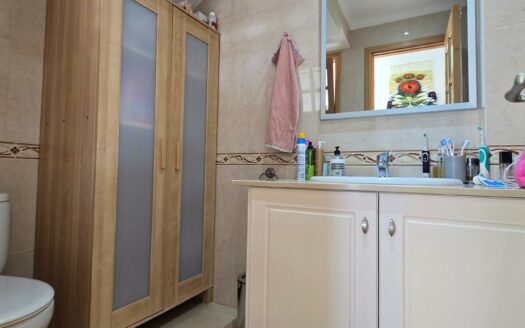 Chalet pareado con piscina privada en Montaña La Data