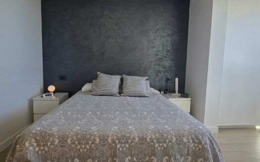 Chalet pareado con piscina privada en Montaña La Data