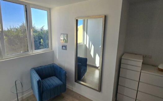 Chalet pareado con piscina privada en Montaña La Data