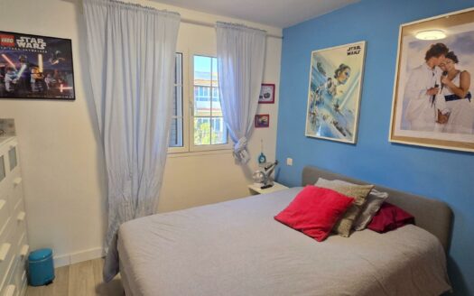 Chalet pareado con piscina privada en Montaña La Data