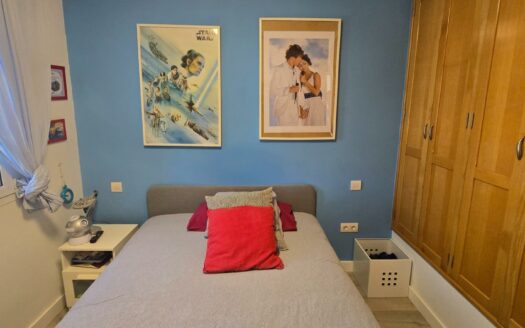 Chalet pareado con piscina privada en Montaña La Data