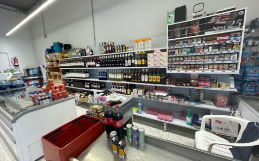 Oportunidad: Traspaso supermercado Montaña La Data