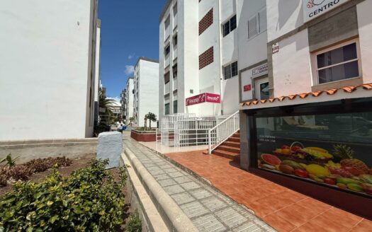 Local Comercial en Alquiler en Plaza del Hierro