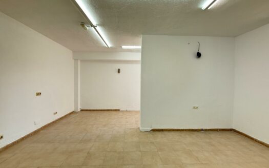 Local Comercial en Alquiler en Plaza del Hierro