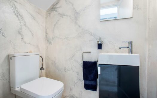 Bungalow Dúplex Reformado en Venta en Playa del Inglés – ¡Un Sueño Hecho Realidad!