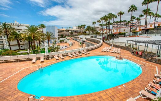 Bungalow Dúplex Reformado en Venta en Playa del Inglés – ¡Un Sueño Hecho Realidad!