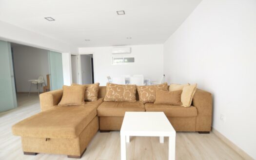 Apartamento renovado a 3 minutos de la playa