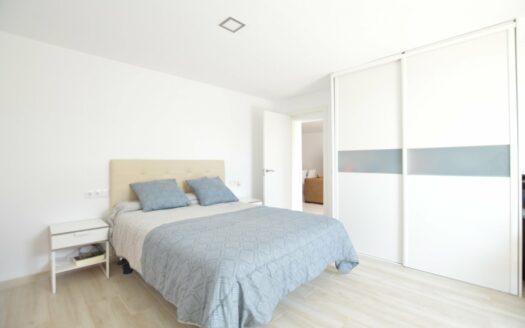 Apartamento renovado a 3 minutos de la playa