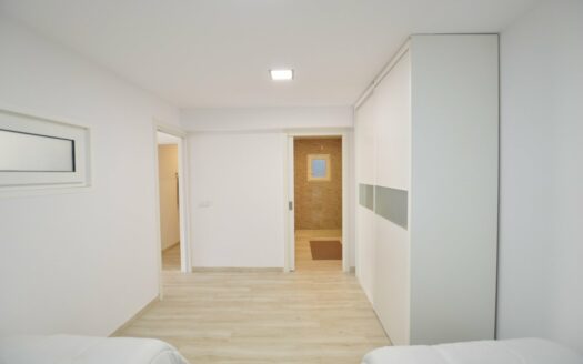 Apartamento renovado a 3 minutos de la playa