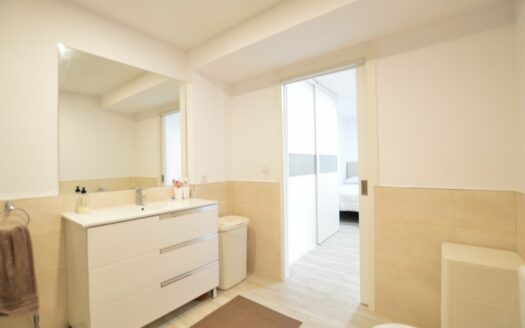 Apartamento renovado a 3 minutos de la playa