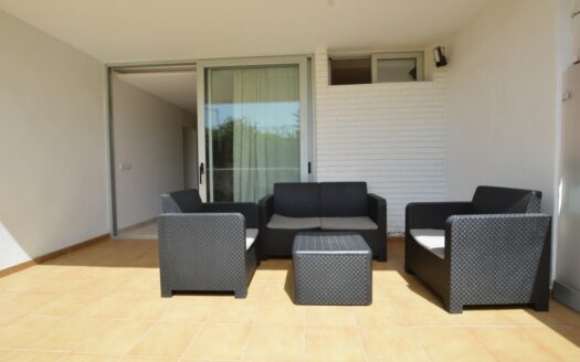 Apartamento renovado a 3 minutos de la playa