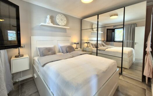 MODERNO DÚPLEX RECIÉN REFORMADO DE 4 HABITACIONES, ZONA EXTERIOR GRANDE Y VISTAS AL MAR EN AMADORES