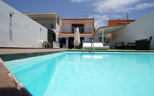 Chalet con piscina privada en Sonnenland
