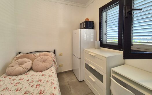 MODERNO DÚPLEX RECIÉN REFORMADO DE 4 HABITACIONES, ZONA EXTERIOR GRANDE Y VISTAS AL MAR EN AMADORES