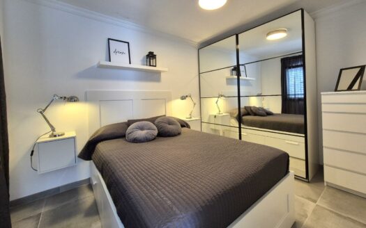 MODERNO DÚPLEX RECIÉN REFORMADO DE 4 HABITACIONES, ZONA EXTERIOR GRANDE Y VISTAS AL MAR EN AMADORES