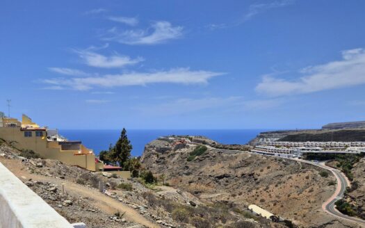 MODERNO DÚPLEX RECIÉN REFORMADO DE 4 HABITACIONES, ZONA EXTERIOR GRANDE Y VISTAS AL MAR EN AMADORES