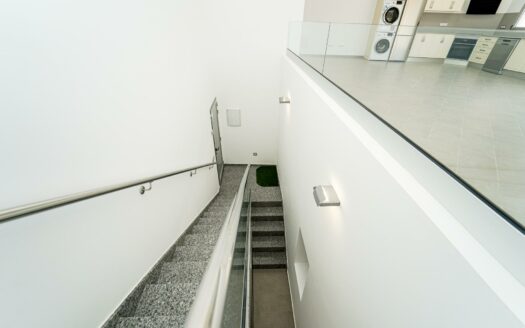 Vivienda reformada con parcela rústica de 729 metros