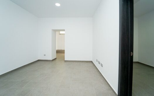 Vivienda reformada con parcela rústica de 729 metros