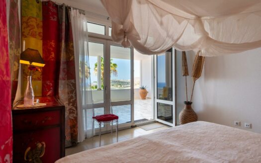 Exclusivo pareado con vistas al mar – Ubicación de ensueño cerca de Anfi del Mar