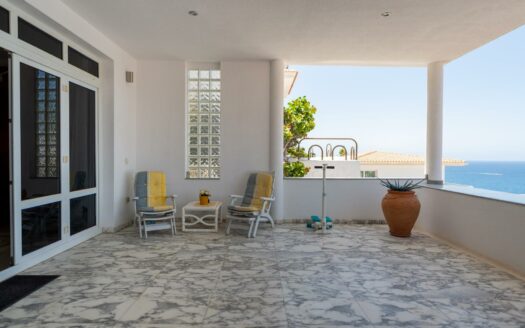 Exclusivo pareado con vistas al mar – Ubicación de ensueño cerca de Anfi del Mar