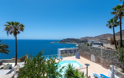 Exclusivo pareado con vistas al mar – Ubicación de ensueño cerca de Anfi del Mar