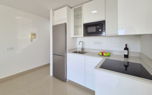 APARTAMENTO REFORMADO EN ESQUINA. 2 DORMITORIOS. AMPLIA TERRAZA. VISTAS AL MAR. ARGUINEGUÍN
