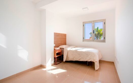 APARTAMENTO REFORMADO EN ESQUINA. 2 DORMITORIOS. AMPLIA TERRAZA. VISTAS AL MAR. ARGUINEGUÍN