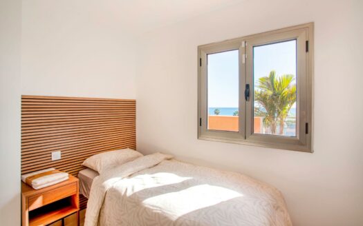 APARTAMENTO REFORMADO EN ESQUINA. 2 DORMITORIOS. AMPLIA TERRAZA. VISTAS AL MAR. ARGUINEGUÍN