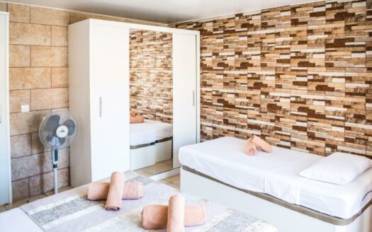 Se vende: Hostal en El Tablero de Maspalomas con alta rentabilidad