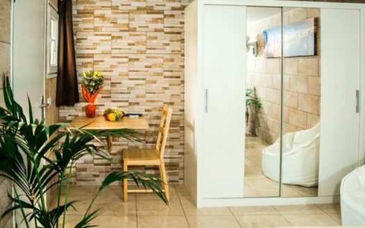 Se vende: Hostal en El Tablero de Maspalomas con alta rentabilidad