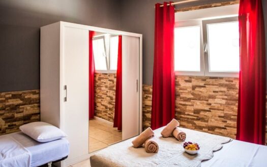 Se vende: Hostal en El Tablero de Maspalomas con alta rentabilidad