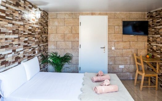 Se vende: Hostal en El Tablero de Maspalomas con alta rentabilidad