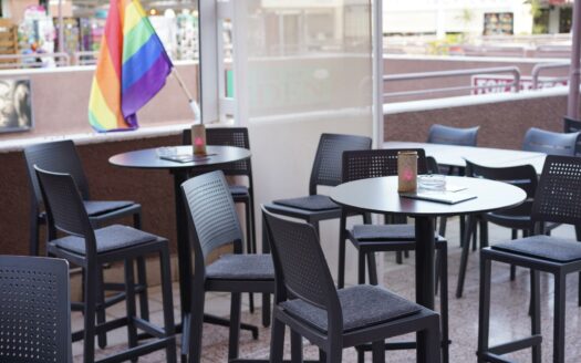 Bar/Cafetería en Venta en el Centro Comercial Yumbo – Playa del Inglés