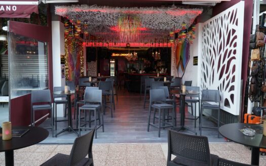 Bar/Cafetería en Venta en el Centro Comercial Yumbo – Playa del Inglés