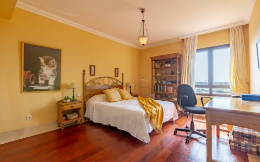 Villa en Sonnenland en venta en primera línea con vistas impresionantes