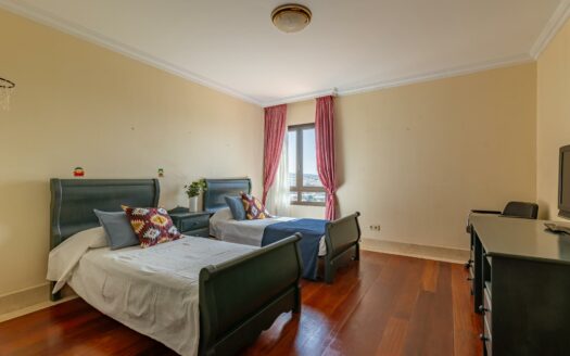 Villa en Sonnenland en venta en primera línea con vistas impresionantes