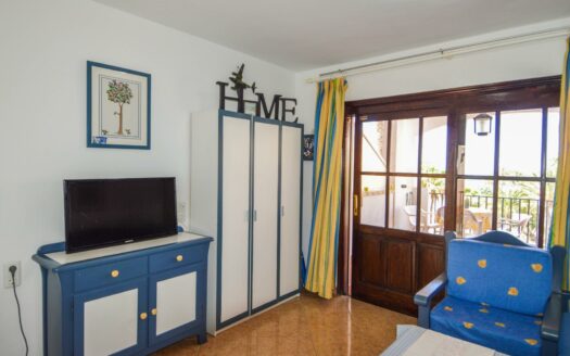 ¡Doble Oportunidad: Dos Apartamentos con Vistas al Mar para un Proyecto Único!