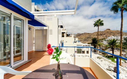 Dream home with sea views and morning sun