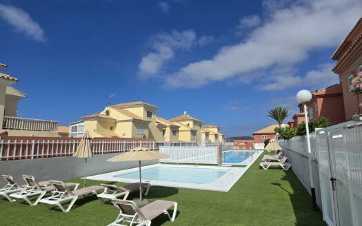 Semi-Detached Chalet in El Doral – Sonnenland