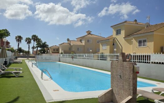 Semi-Detached Chalet in El Doral – Sonnenland
