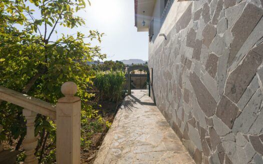 Finca rústica con amplia vivienda y azotea en Las Mejías – Ingenio, Gran Canaria