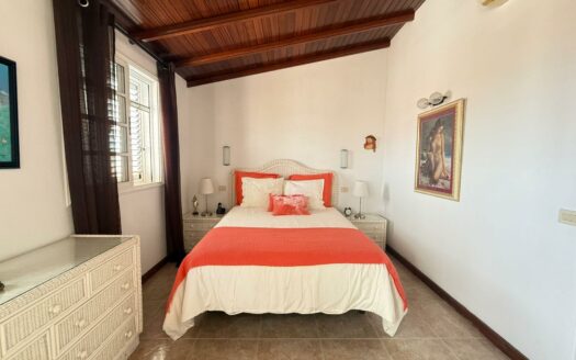 3-Bedroom Townhouse with Terrace & Solarium in Maspalomas