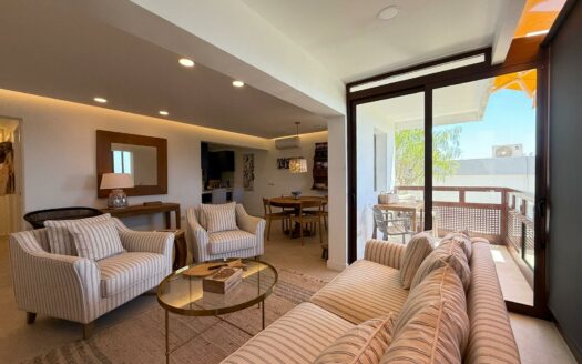 Precioso apartamento con vistas al mar