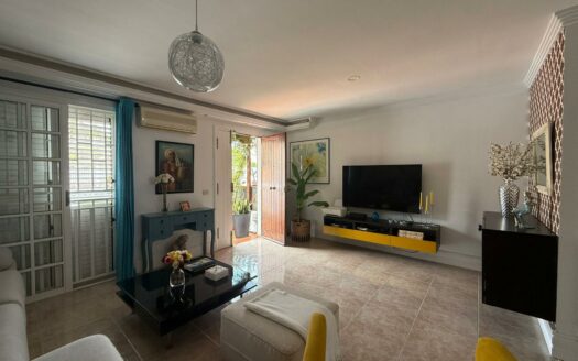 3-Bedroom Townhouse with Terrace & Solarium in Maspalomas