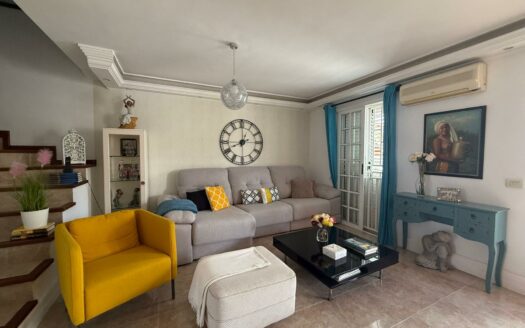 3-Bedroom Townhouse with Terrace & Solarium in Maspalomas