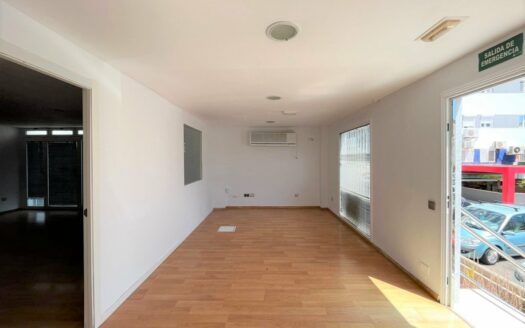 Se alquila local Comercial en San Fernando