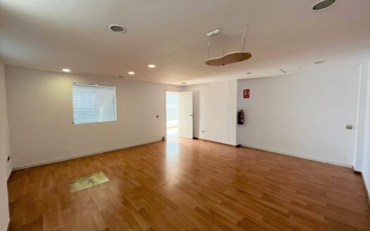 Se alquila local Comercial en San Fernando