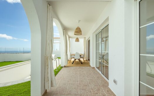 Doppelhaus-Chalet mit privatem Pool in Montaña la Data