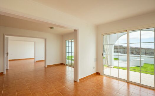 Doppelhaus-Chalet mit privatem Pool in Montaña la Data